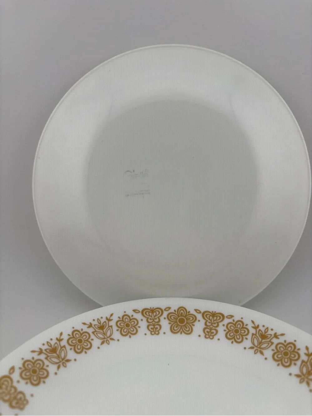 Corelle Butterfly Gold Bread and Butter Plates 6.5” - set of 4